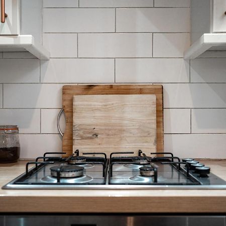 3 Bedroom Central Apartment In Belfast City Centre Екстериор снимка