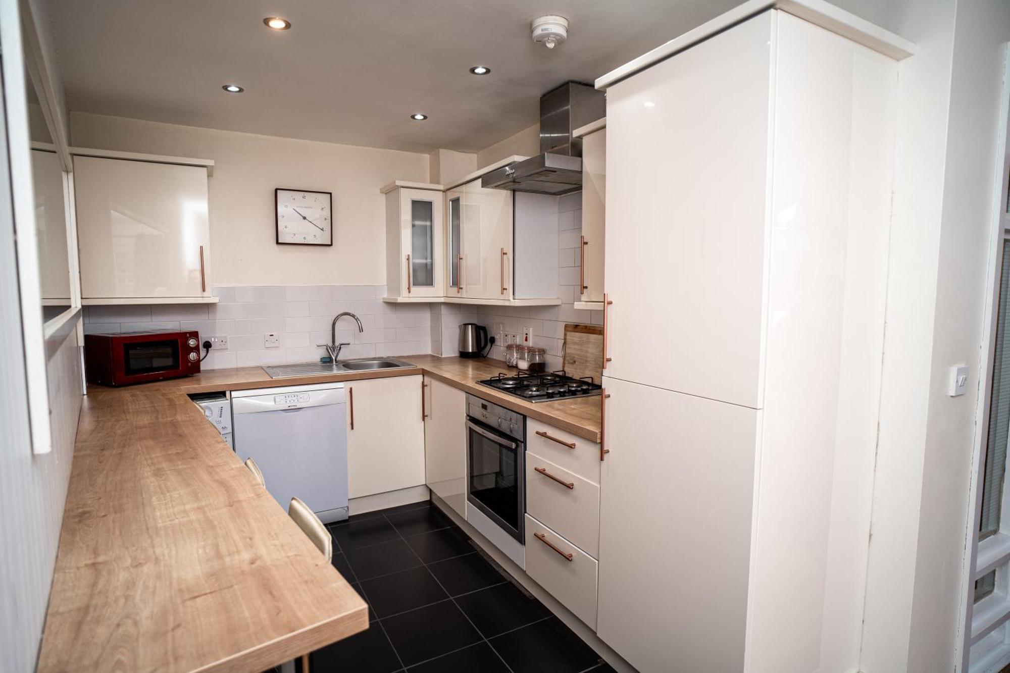 3 Bedroom Central Apartment In Belfast City Centre Екстериор снимка