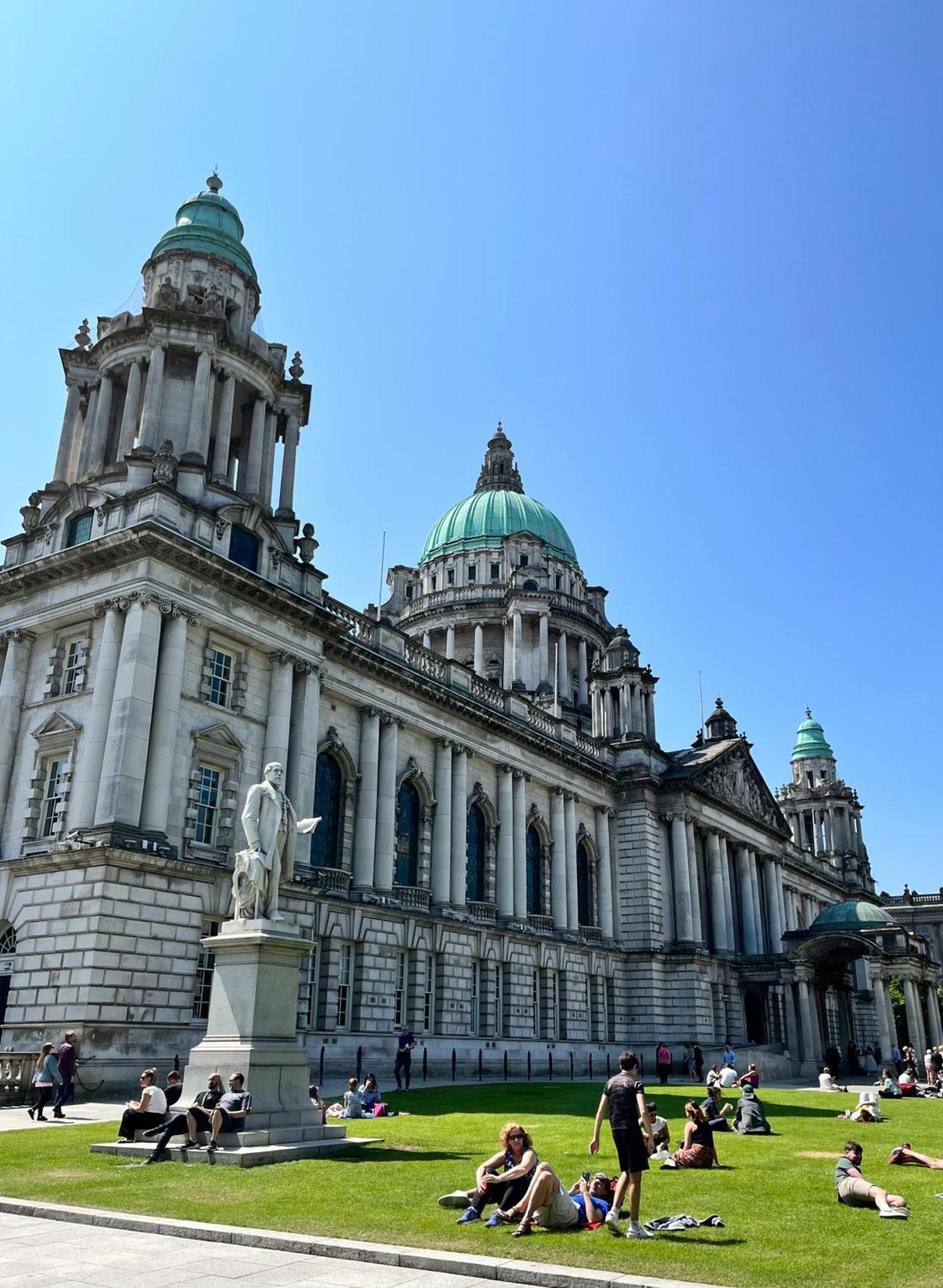 3 Bedroom Central Apartment In Belfast City Centre Екстериор снимка
